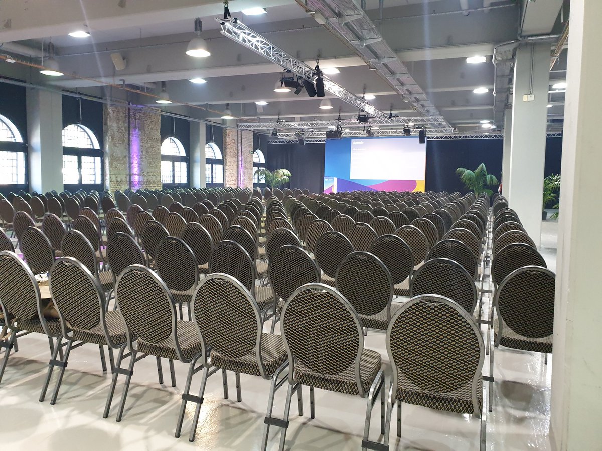 The stage can be indeed intimidating, but I believe we did good at the end ;) Great feedback from our talk at #AWSSummit Berlin to discuss <a href="/NexthinkNews/">Nexthink</a> Edge solutions!