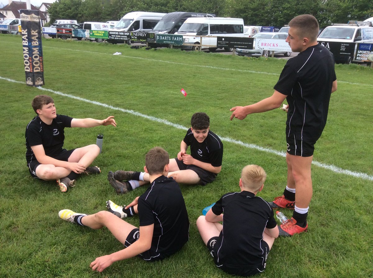 BrymoreSport's tweet photo. Today we attended the South West Touch to Twickenham event at Topsham RFC. Kindly sponsored by @In2Touch. We had a fun opening ceremony, followed by many games of 2-Touch rugby. All the boys enjoyed the experience! #in2touch @ERSchoolsTouch @AgeGradeRugby @EngRugbySchools @RFU https://t.co/rvOYzFLgtw