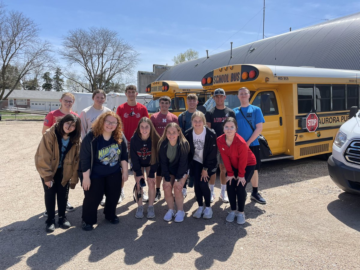ThompsonSheri17's tweet photo. Thanks to the @APS4rfoundation for the grant to make this social opportunity possible for the AHS Circle of Friends groups! #pureenjoyment https://t.co/MZOxRV3tKH