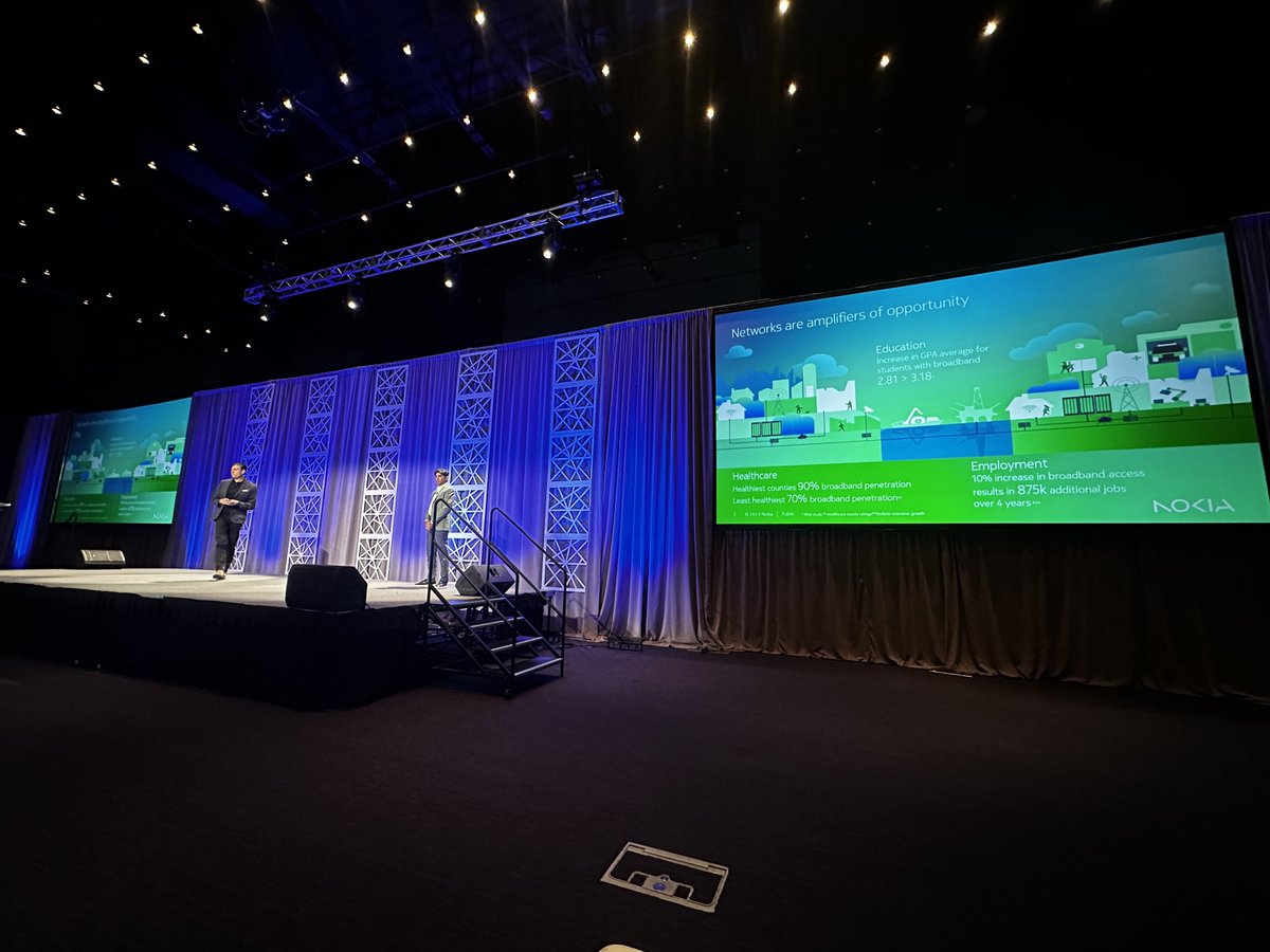 jre_elliott's tweet photo. Great week! I had the opportunity to keynote at #MCS2023, talking about the #exponentialpotential of #networks as an amplifier of opportunity for businesses and our communities. Thank you to my co-presenter Fayyaz Patwa and the amazing #teamnokia @nokia @CCAmobile https://t.co/yvZWHGt1ha