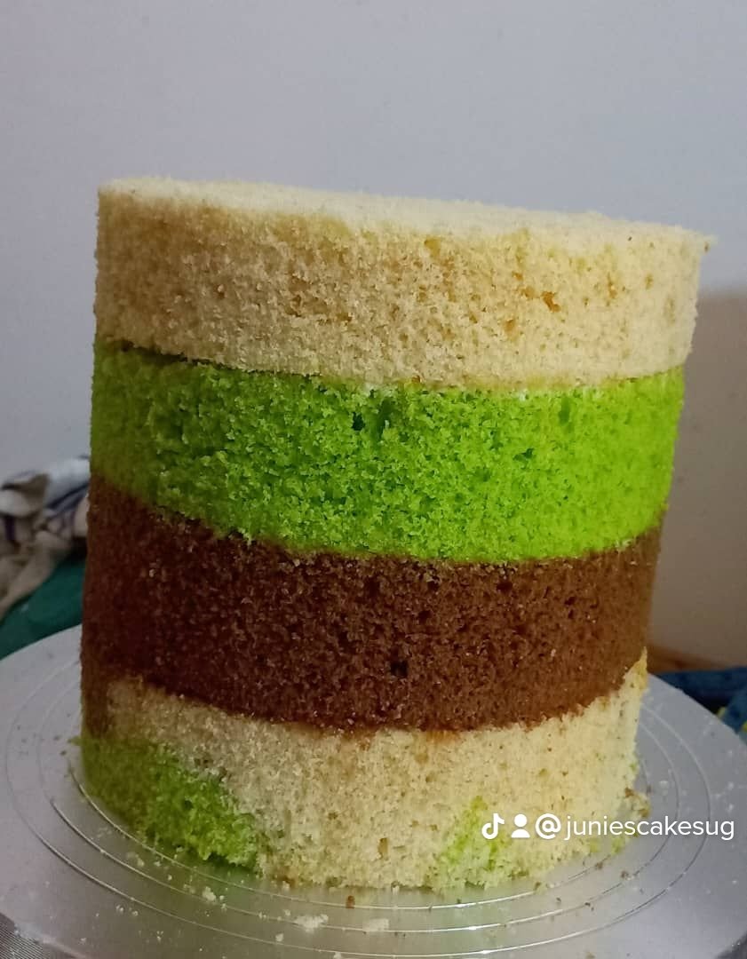 Juni_sCakesUg's tweet photo. Delicious to the past piece😍 @Juni_sCakesUg got you covered, we're just a call away, 0700503017 https://t.co/yD9mAO6dxV