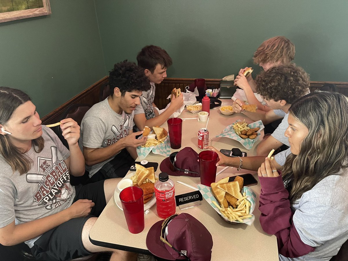 KHS Baseball tweet media