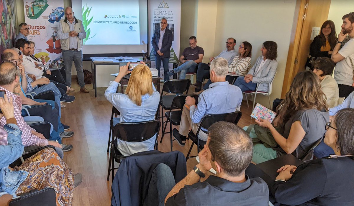 NegoBide's tweet photo. @sodebur organizó un nuevo ‘Encuentro de Negocios’ en SALAS de los INFANTES

@NegociosValores 
@asopiva 
@Katusha_ramos 

https://t.co/KLaJMCJzXw https://t.co/kzNXyg0oqP