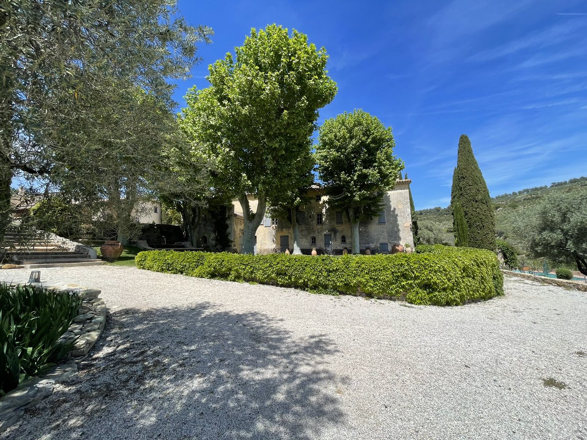 Roquebert-Massiani et Associés Notaires Ollioules tweet media