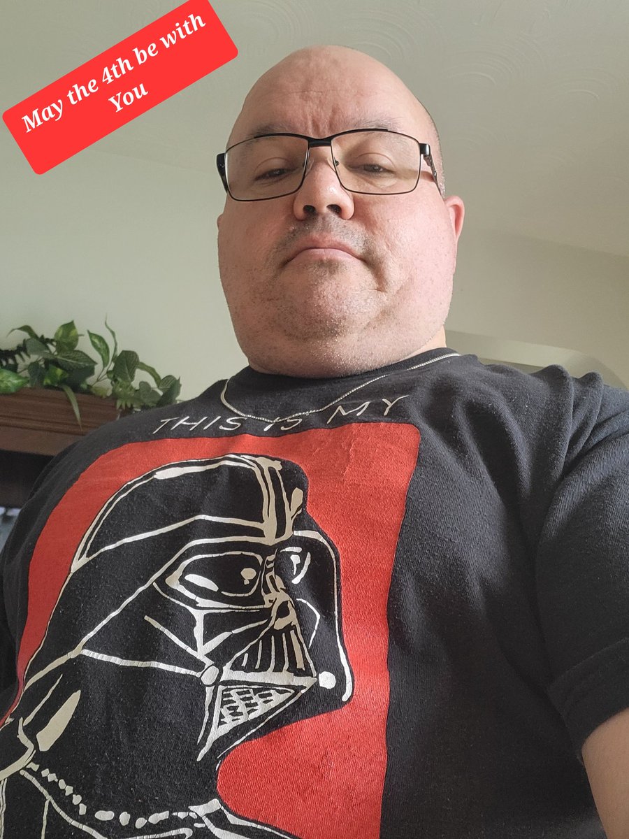 MapleSportsFan's tweet photo. Star Wars Day. May the 4th be with you! #StarWarsDay https://t.co/vVWDdxCxC2