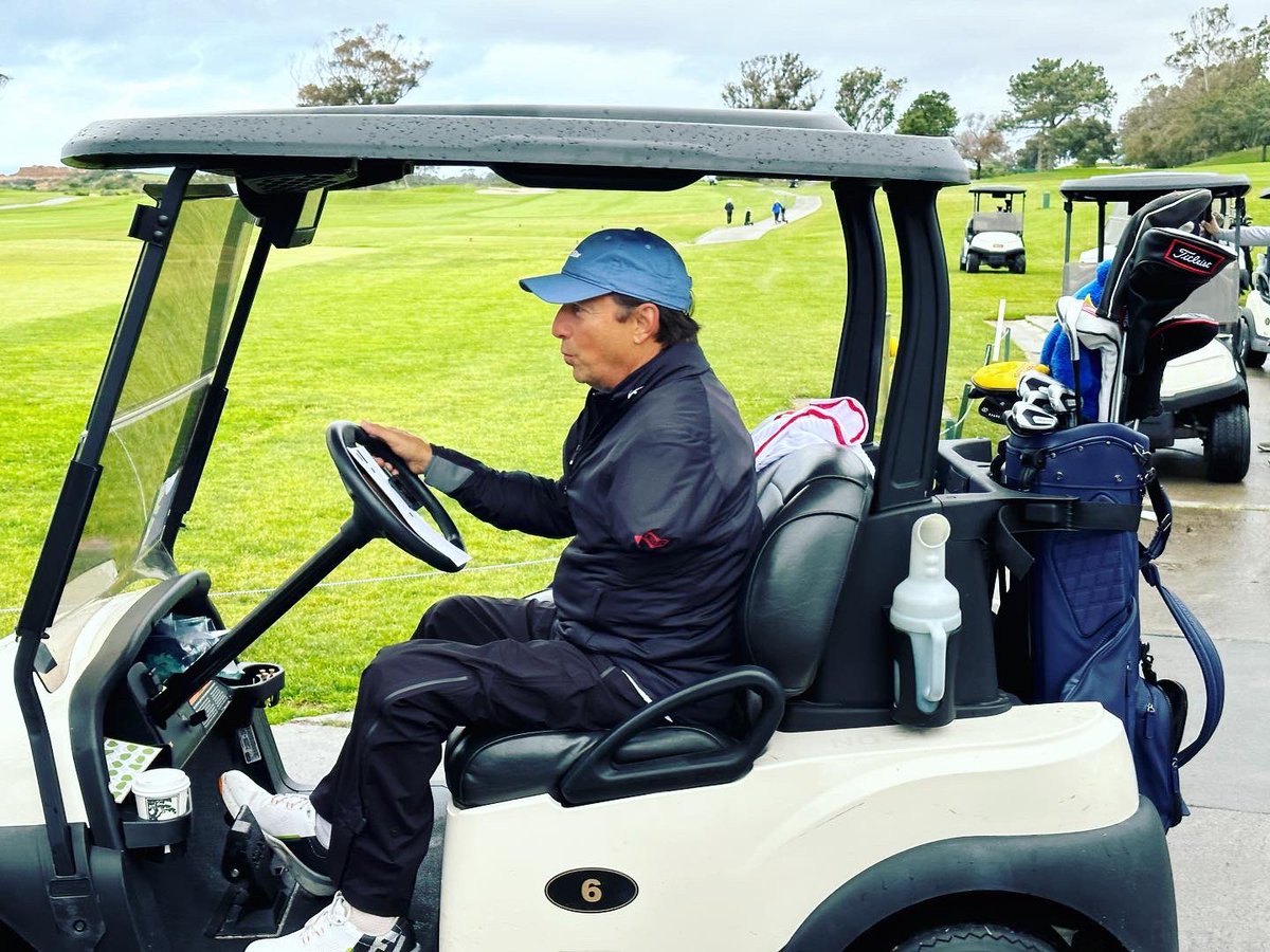Torrey Pines Municipal Golf Course tweet media
