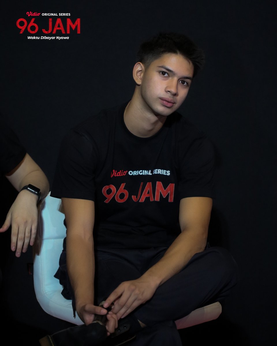 skyfilms_id's tweet photo. Acara Screening Vidio Original Series : 96 JAM yang akan tayang 6 Mei 2023!
Siapa yang udah siap nonton penculikan yang menegangkan ini?!
Ajak semua bestie kamu buat nonton #96JAM hanyaย diย Vidioย โจ https://t.co/3yn4B4mdvF