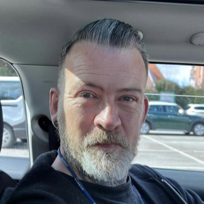 b4me_com's tweet photo. #NewProfilePic https://t.co/J8CeFvPCh6