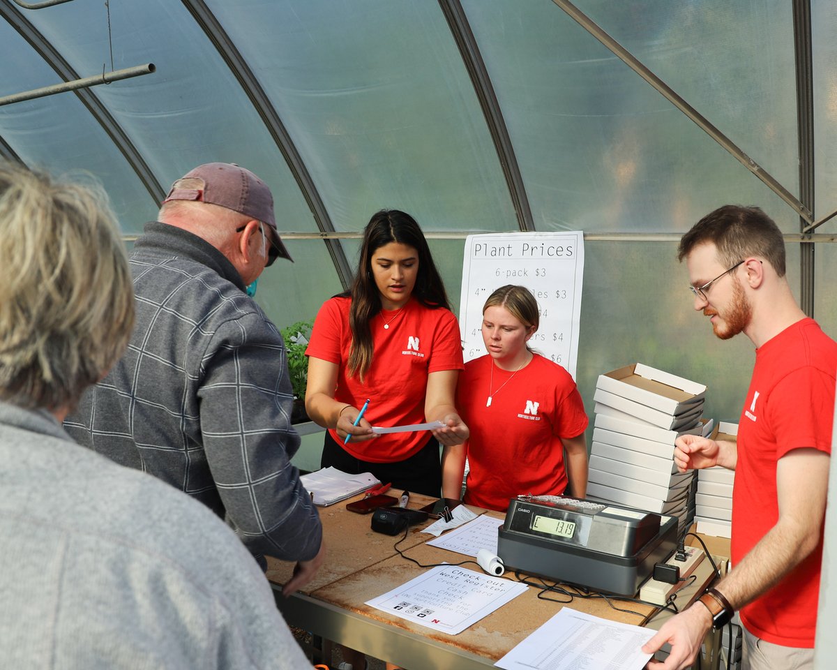 unlagrohort's tweet photo. Opening day for the @UNL_Hort_Club spring bedding plant sale is busy. Open today and May 5 from 9 a.m. to 4 p.m. and May 6, from 9 a.m. to 1 p.m. at the Teaching Greenhouse West on East  Campus. More info at https://t.co/9CweZmIhxm. #UNL #UNLAgroHort  @UNL_IANR  @UNL_CASNR https://t.co/uzFqPXhthE