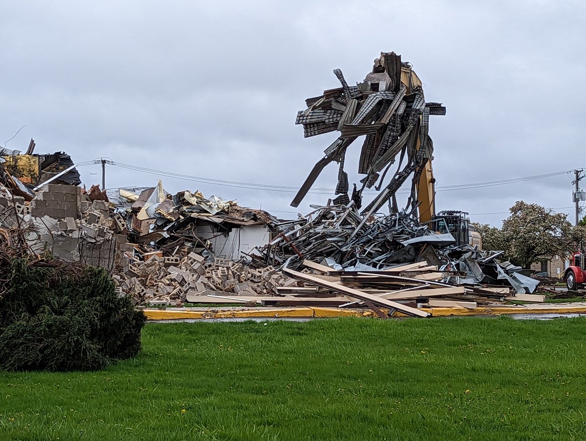 Tom Robb tweet media