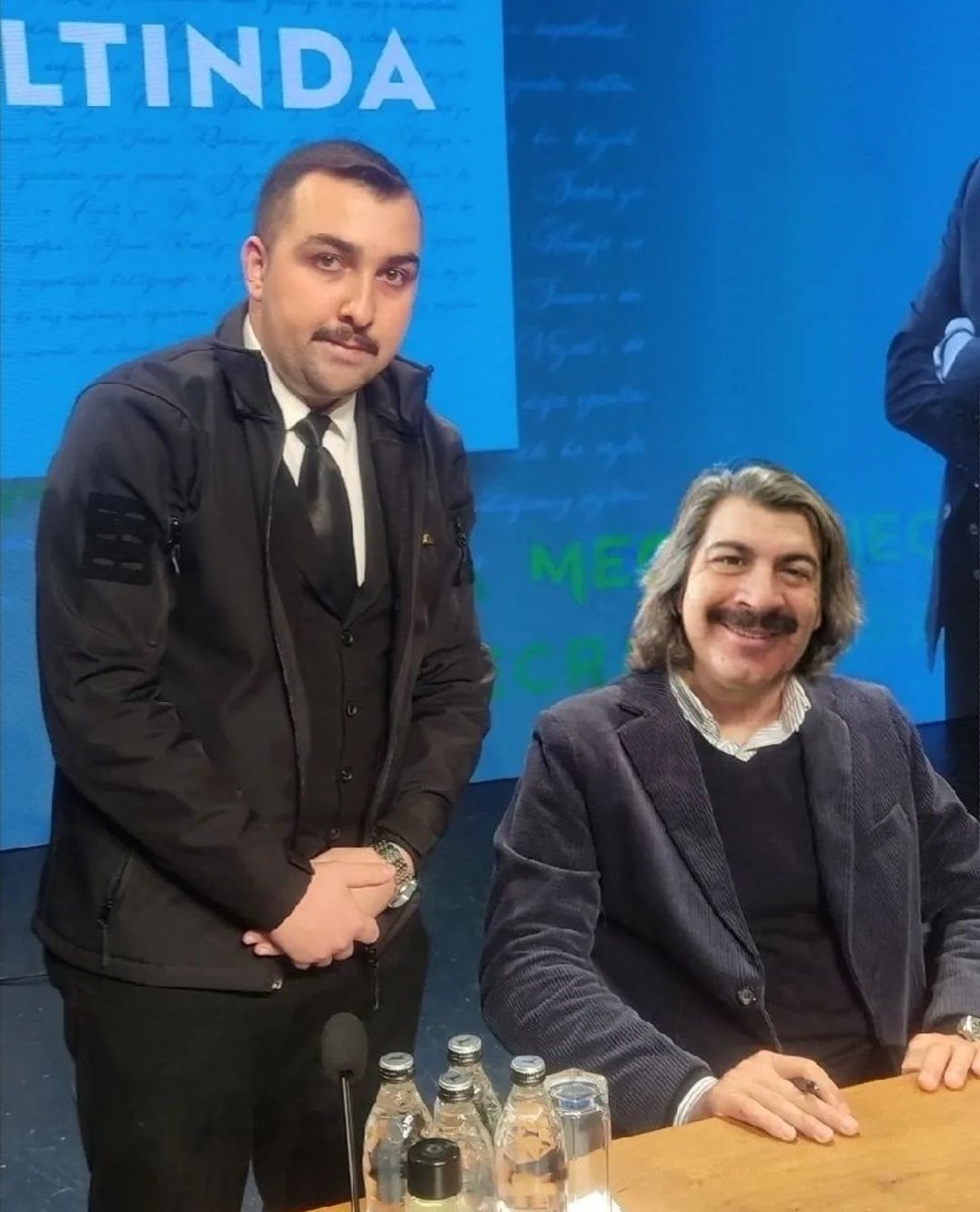 Kamuya yapılacak bütün personel alımlarının "sadakat" yoluyla yapılması gerektiğini defalarca tekrarladık. Burdan tekrarlıyorum. Liyakat denen saçmalık sebebiyle gençlik kollarımız mağdur oluyor. Bir an önce bu yanlıştan dönülmelidir.