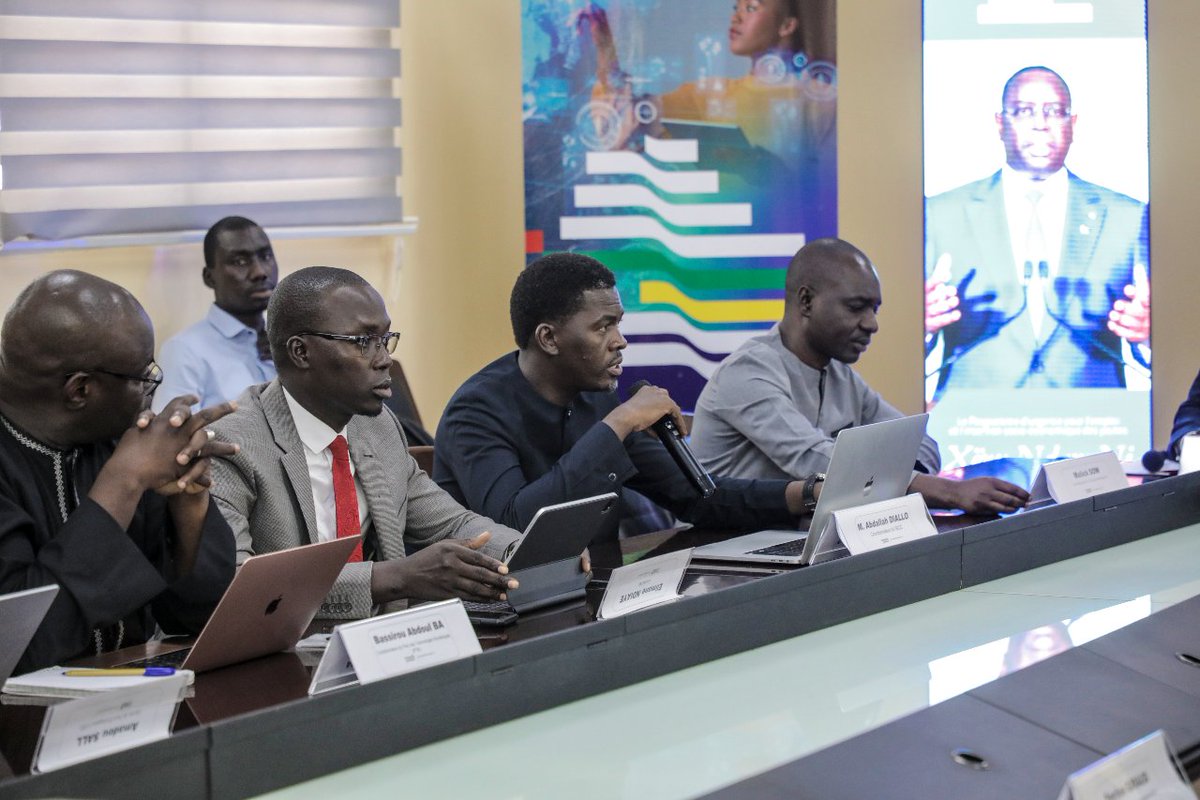 SN_Numerique's tweet photo. Sénégal Numérique a accueilli ce 4 mai le Comité de pilotage du lancement du projet #SenSpatial qui a pour ambition d’accompagner le Sénégal dans la mise en œuvre du Plan National de Géomatique au service de l’écosystème d’innovation dédié à l’usage des données satellitaires. https://t.co/BLYA8F1erZ