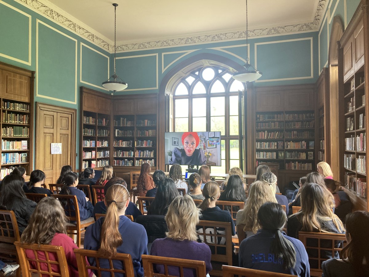 WycombeEnglish's tweet photo. We were blessed to be joined remotely by Chimamanda Ngozi Adichie, author of 'Purple Hibiscus' (one of our A level coursework texts), this afternoon. The LVI are looking forward to immersing themselves in her novel in the months ahead! https://t.co/YqF1e7y55u