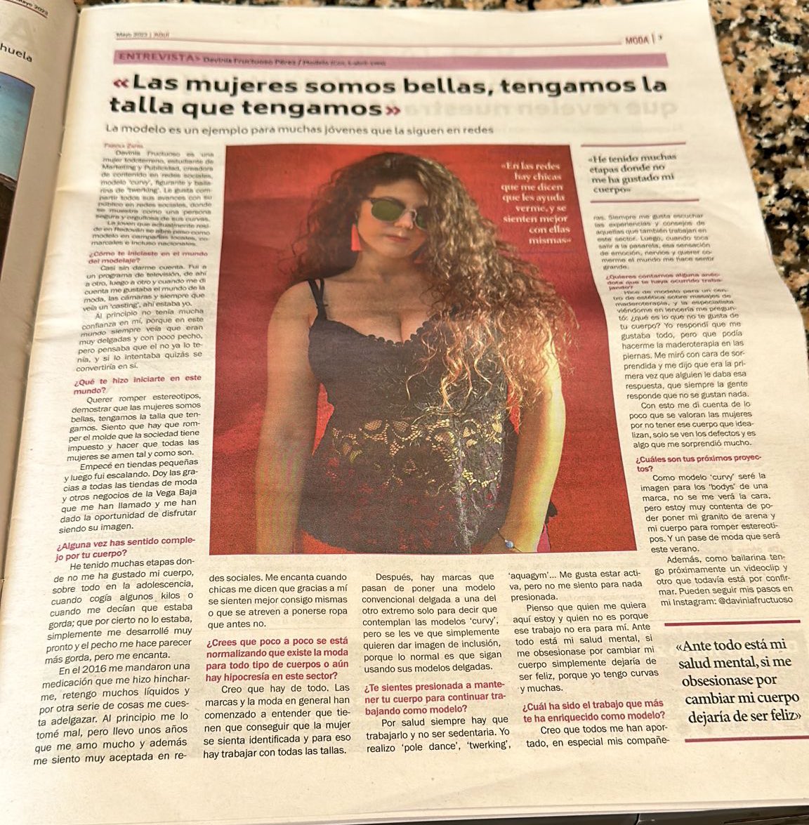 thedavinia95's tweet photo. Todavía no lo he conseguido físico , pero me han mandado fotos. En cuanto lo tenga me voy a hacer fotos cuál loca con el periódico JURAO 🫶🏽 https://t.co/L04J59mJ8o