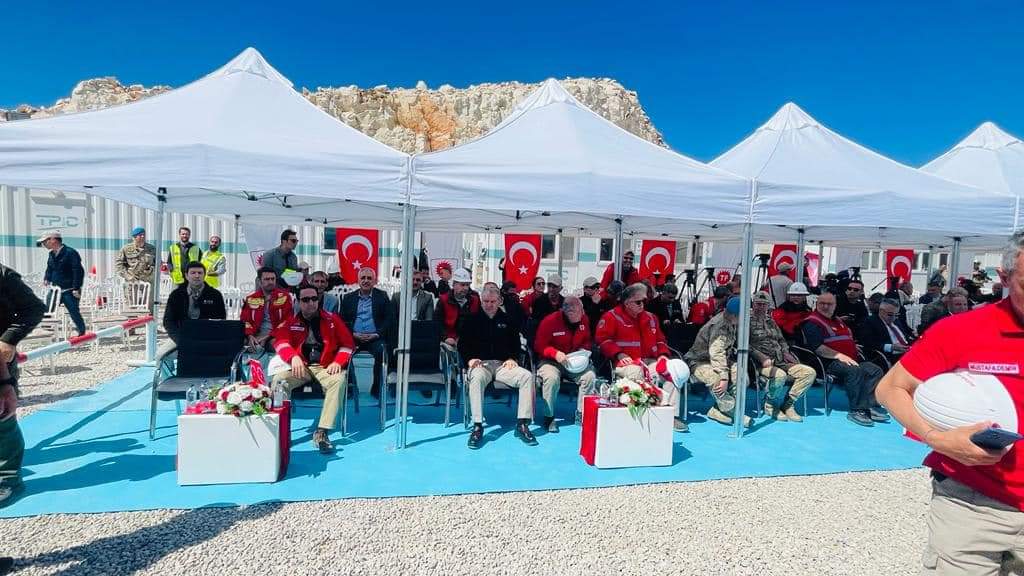 hesar73's tweet photo. Türkiye Petrolleri Anonim Ortaklığı tarafından #Gabar’da yapılan keşfin akabinde açılan petrol kuyusu açılış programına  katılım sağladık.
İlimizin, bölgemizin ve Ülkemizin kalkınması için son derece önemli olan çalışmaların ülkemiz ve memleketimiz için hayırlı olmasını diliyoruz https://t.co/6f4bMev2Y6
