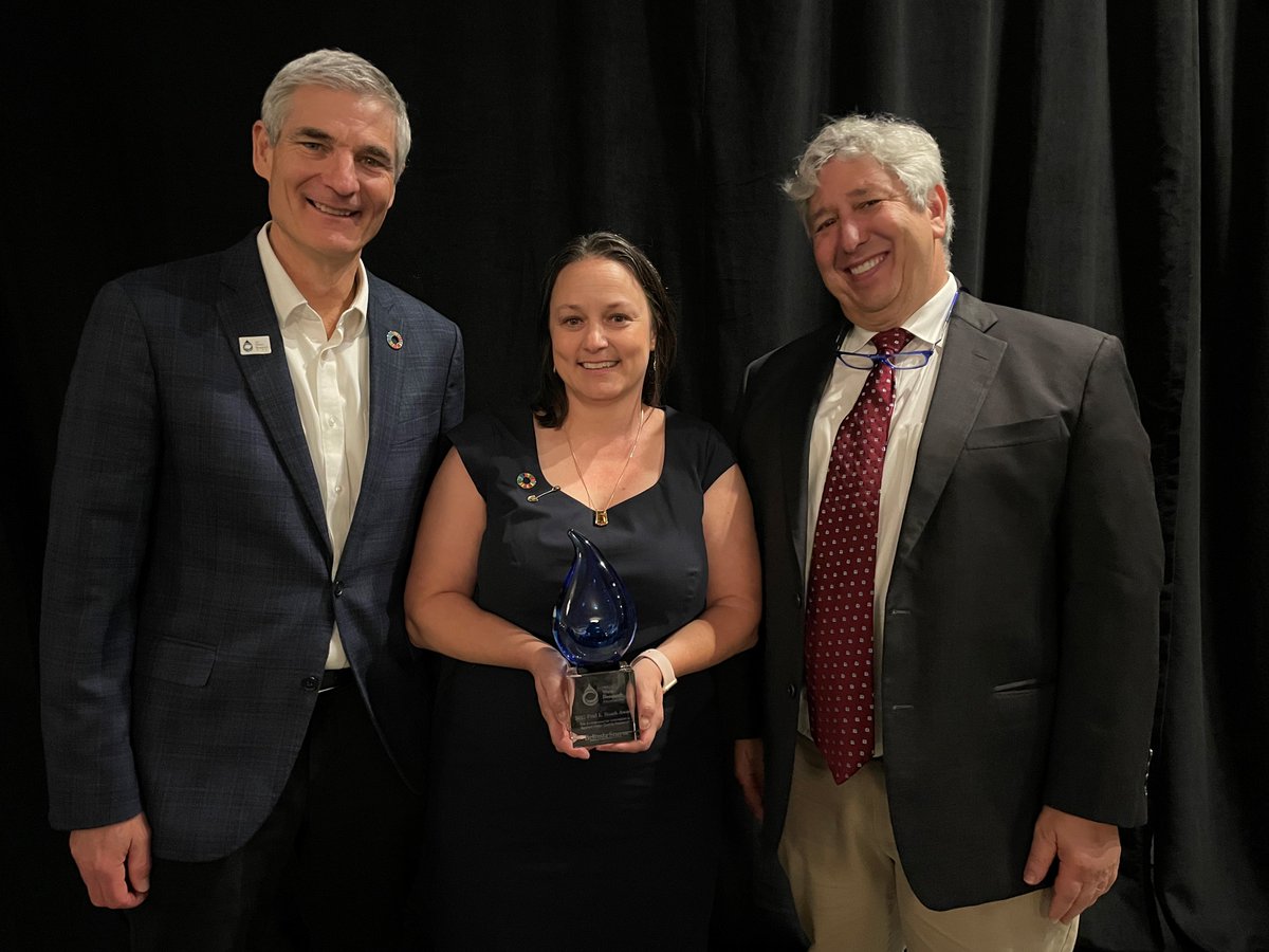 The Paul L. Busch Award recognizes an individual for #innovative #research in the field of water quality and the water environment. . . with the reward of a $100,000 grant! 

Do you know someone who should be nominated?

🏆 Submit your Nomination Today: bit.ly/3WXpjUk