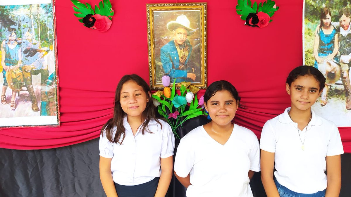 MinedJuigalpaCh's tweet photo. 🎈#MinedJuigalpa 🎉Celebramos con Amor ❤️ el Día de la Dignidad Nacional 🥳 #MayoVivaSandino

#MinedChontales
#PatriaBenditayLibre
@minednicaragua @LilliamHerreraM
@salvadorVang @ChontalesMined @minednicaragua
#EnVictoriasEducativas https://t.co/v8YLVAU4Ut