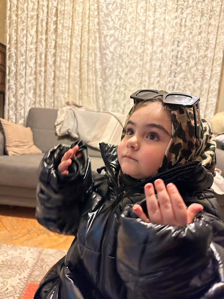 elif_Şira tweet media