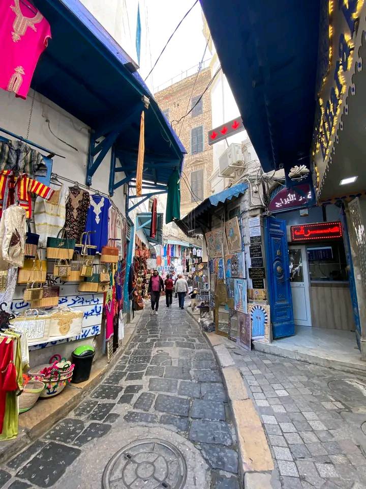 Africa View Facts on Twitter "Street views in Tunis, Tunisia 🇹🇳"