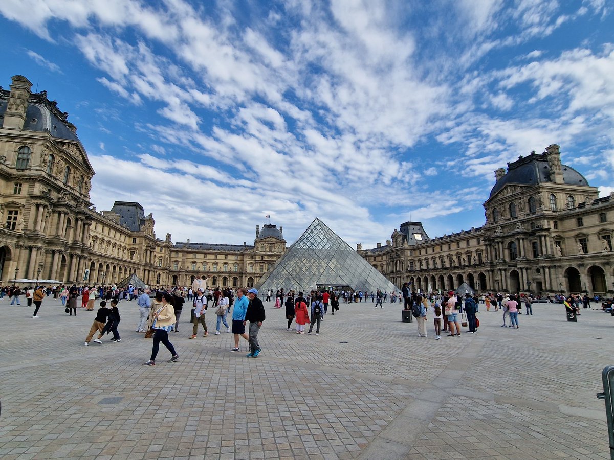 Tadeja Kuhar tweet media