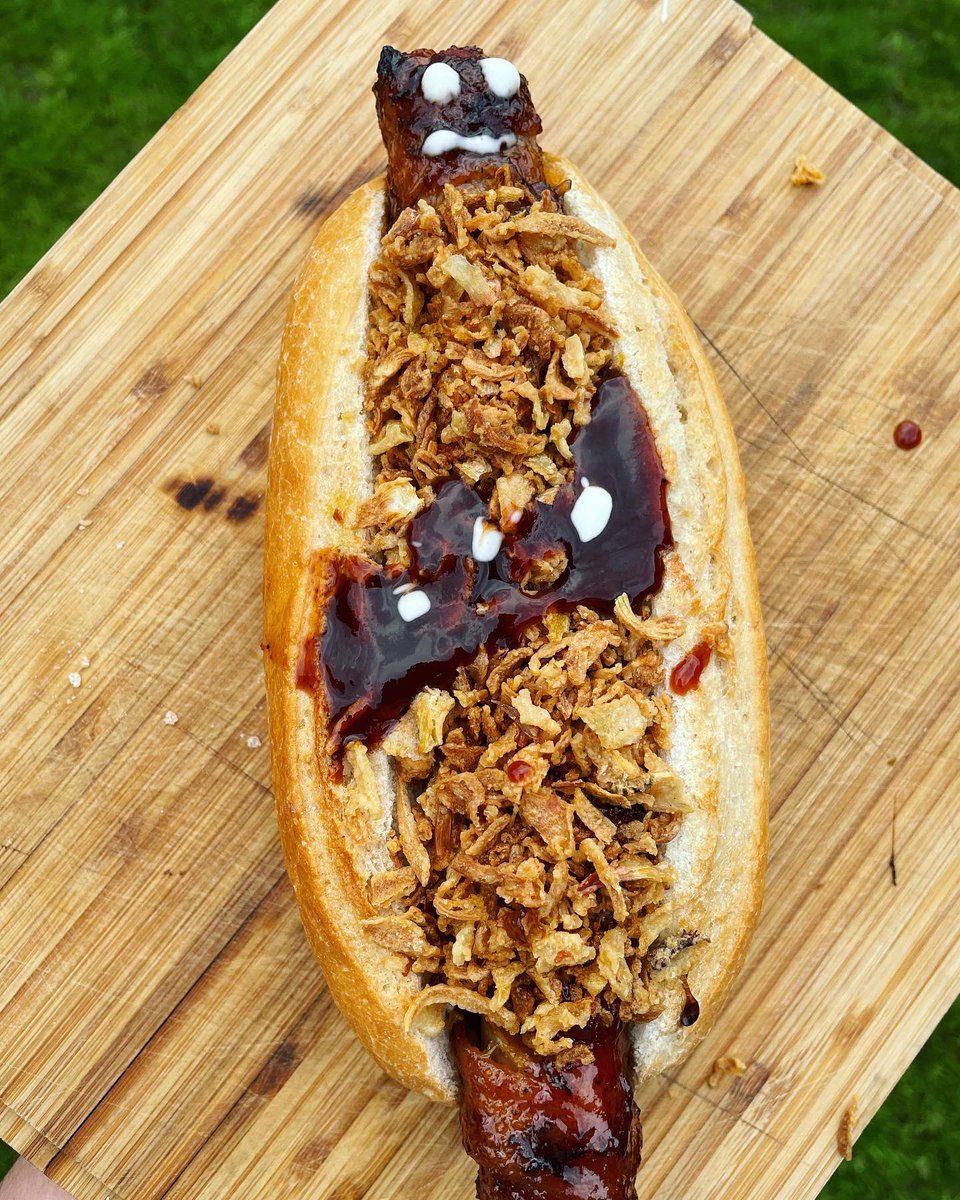 Chew-dog for #UKBBQWEEK #StarWarsDay 

Bacon wrapped & glazed sausages 👌🏻