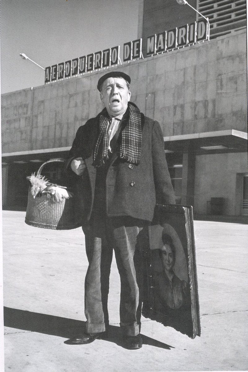 @MedicosNoFijos <a href="/IdiazAyuso/">Isabel Díaz Ayuso</a> <a href="/Icomem_Oficial/">ICOMEM</a> Grandes!! Ahora os falta una como Alfredo Landa en Barajas, emigrando al resto de Europa.