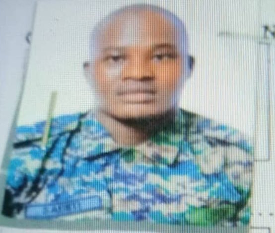 Details about Pte Wilson Sabiiti
RA/225010 PTE Sabiiti Wilson from Kabarole District, Burahya County, Kyererezi sub-county, Mubali village
His Father is Kalimunda John. His most recent deployment include mission in Somalia 2020-2021. 1/2
