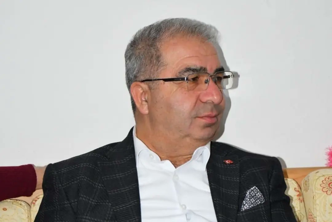 mhpcamliyayla's tweet photo. İlçe Başkan yardımcımız Sn.Alican Akkuyu Çamlıyayla Belediye Başkanımız Sn.İsmail Tepebağlı ilçemiz Çamlıyayla'da #Cumhurittifakının zaferi için Sebil Mahallemizden Sn.Ali Dönmez'i hanesinde ziyarette bulunup sohbette bulundular.
#AdayBelli
#KararNet
#BiroyErdoğana
#BiroyMHP https://t.co/qanNFzcdYp