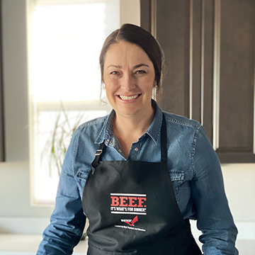 azfb's tweet photo. Celebrating #BeefMonth! Enjoy a deliciously flavorful #beef dish every night this month to treat your taste buds. We'll talk about it tomorrow at 10 AM on #talktoarancher Friday with Arizona Beef Council's Lauren Maehling #AZBeef https://t.co/sLdqMwKuYR
