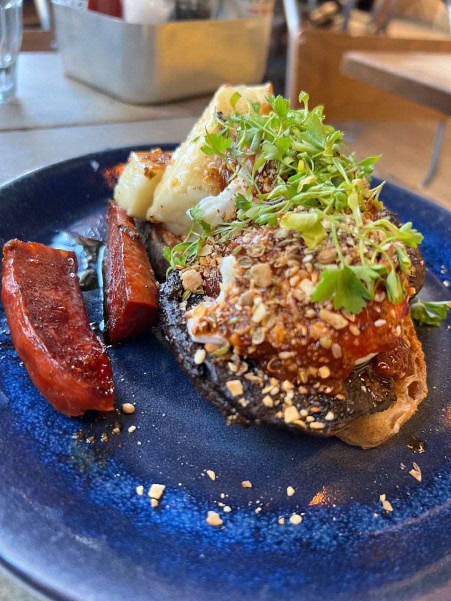 Aurora445488's tweet photo. relieve stress relieve stress after a working day ❤️#dishoftheday #chefsplateform #chefsofinstagram #foodie #foodstarz_official #food #fdprn #happy #foodartchefs #gastroart #gastroartistry #gourmetfoodz #beautifulcuisine #chefstalk #chefsroll #grateplates #foodnetwork #foodpics https://t.co/rUiD0ejdzi
