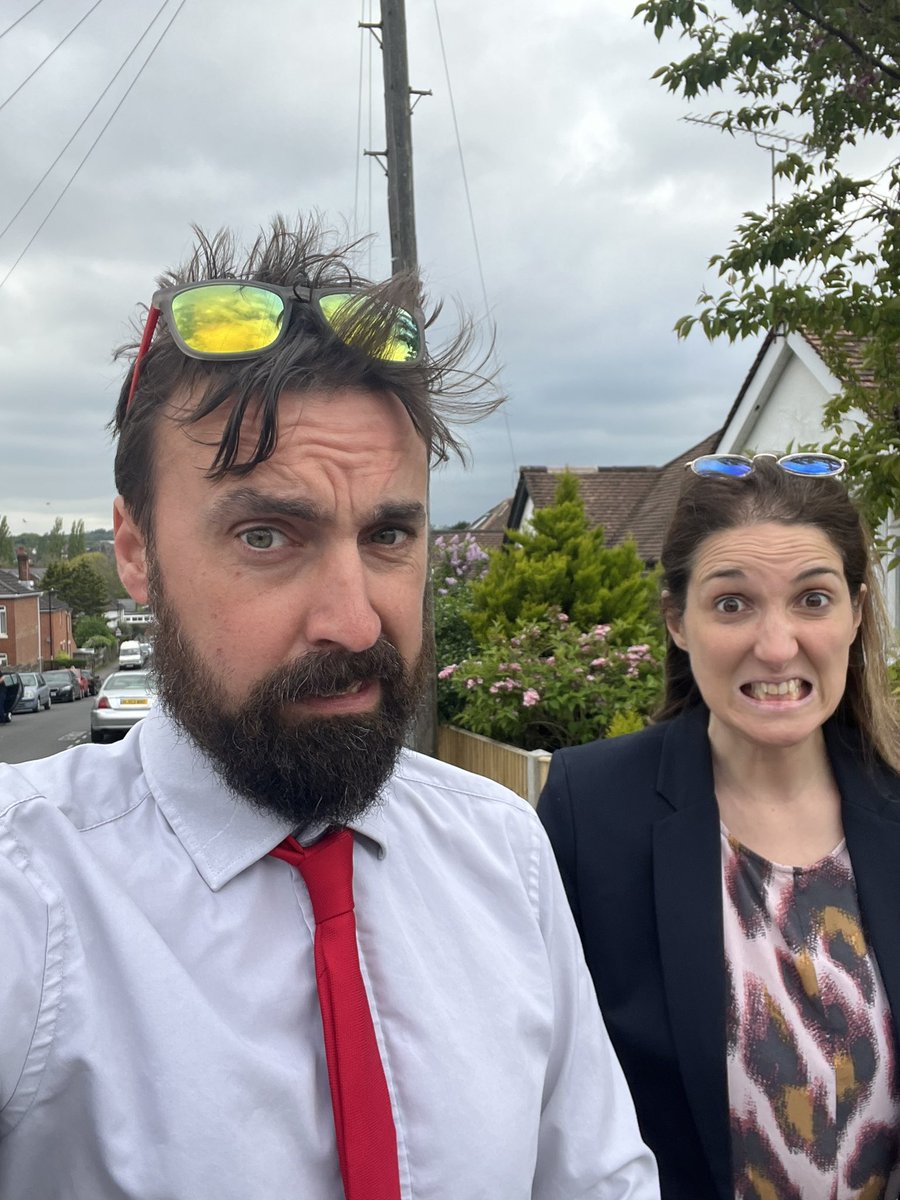 lucyw3bb's tweet photo. The big day has arrived!

Family democracy in action 🌹🌹🌹

 @philwebblab https://t.co/i24WHjVpGL