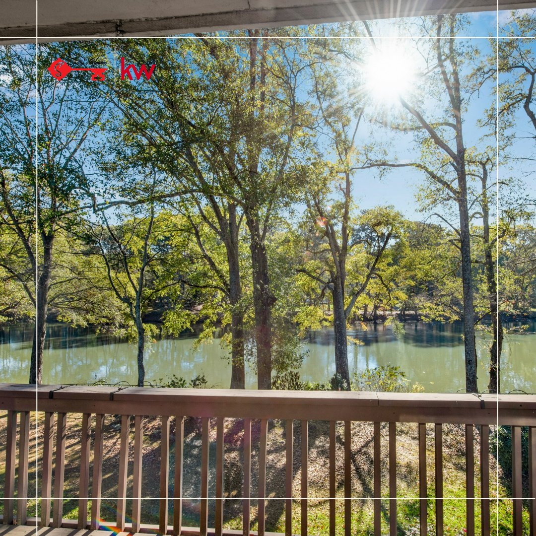 This Beautiful Chattahoochee Riverfront Condo just went #UNDERCONTRACT 😍

If you're interested in buying or selling your home, please let us know!

📱 (770) 354-8921
📩 shelly@shellyshouses.com

#ShellyVerner #Shellyshouseskw #realtor #realtortips #atlantarealtor