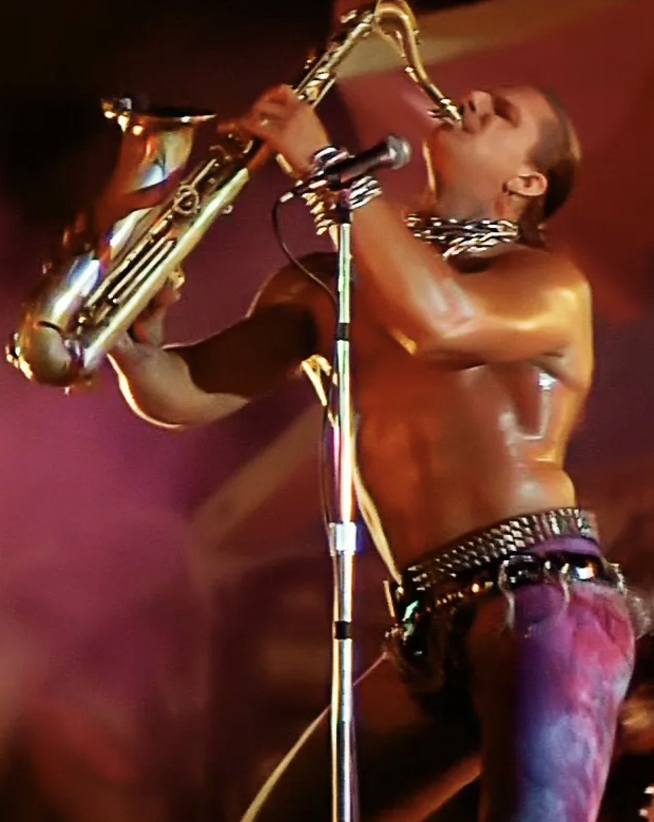 paragonfxgroup's tweet image. Missed it by one day!  Happy belated birthday #TimCappello - Sorry bro! We still believe!