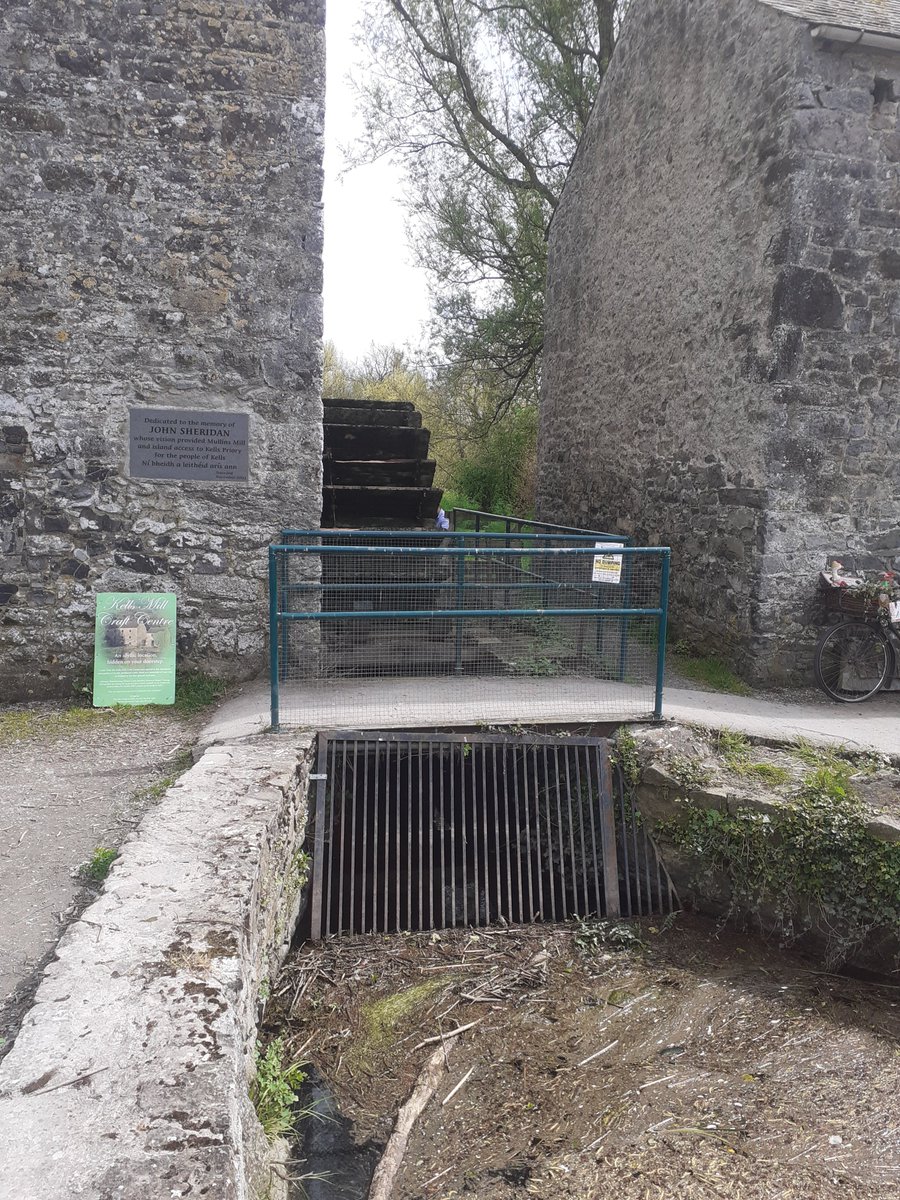 murphy_policy's tweet photo. A second watermill at Kells Co. Kilkenny which has been using water power for almost 1,000 years. The big wheel can be used again for clean green hydroelectricity.
@KKPeopleNews
@KilkennyNotices
#kells #killenny #watermill #renewableenergy https://t.co/085OQODbR1