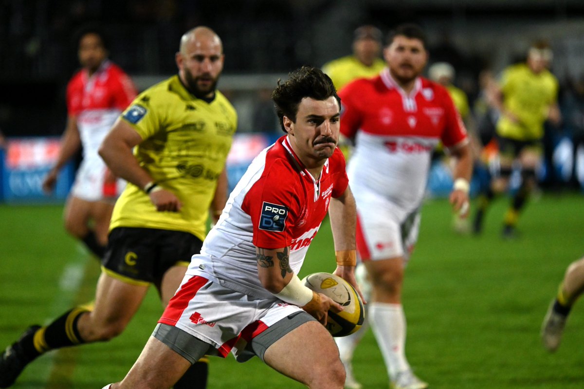 icipaysbasque's tweet photo. [🔊 PODCAST] 100% Rugby 🏉

🔴⚪ La compo d'Aurillac-Biarritz et les enjeux de la 30ème journée de Pro D2

🔵⚪ Racing-Bayonne : un exploit qui ferait la différence ?

🎙️ Clément Fromont, ex bayonnais, affronte Mauléon en 8ème de finale ce WE #FBsport

➡️ https://t.co/TimZFDIDWR https://t.co/1S44vjI3IS