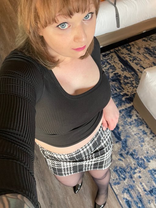 Kelly Quell - Join TgirlsHookup.Com 🥵 - 1 pic. Dressed up, Dressed down https://t.co/lFqQXpUBZM