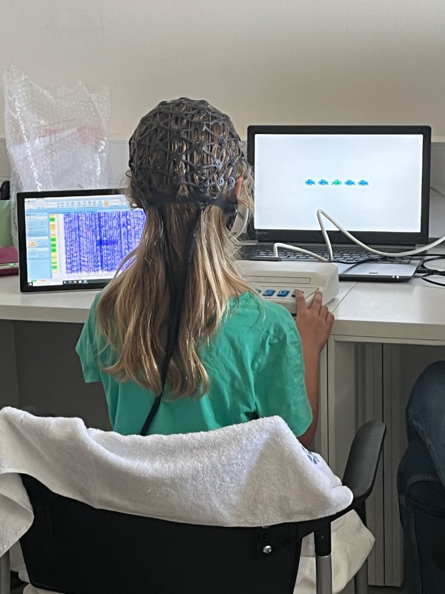 GueronNoa's tweet image. Thank you @ANTNeuro for helping us set up our new mobile EEG system! Two very productive and fun days with the wonderful @_KrittikaCee and Femke #LookatthatPerfectParticipant