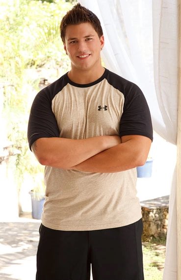 MTVDailyRandom's tweet photo. Vinny Foti #TheChallenge @vinnyfotimtv https://t.co/BmWzs2VRaS