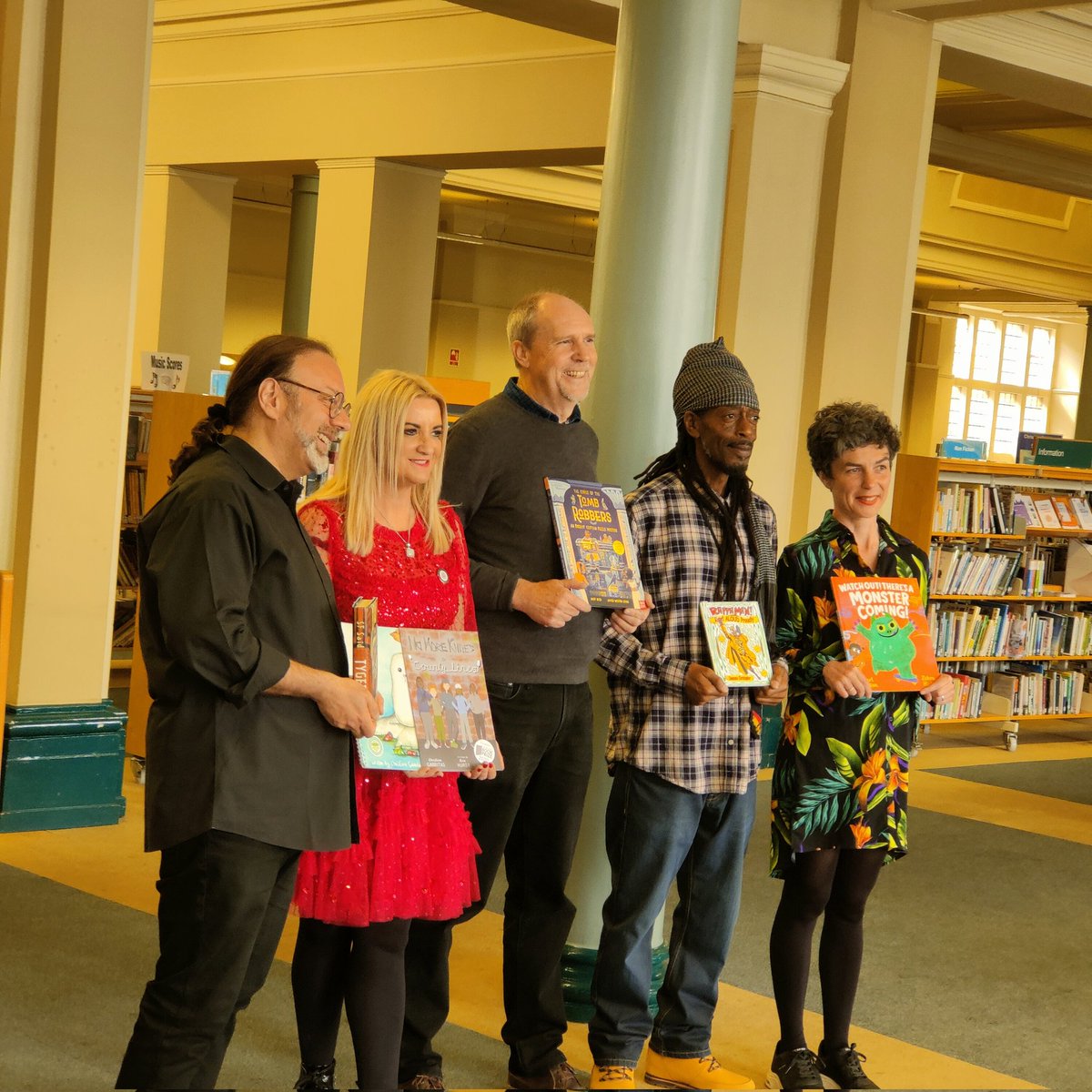 The afternoon was a sea of purple and we finished the day with a line up of the authors and their books. 
Thank you for coming to #Keighley Library <a href="/whatSFSaid/">SF Said</a> and we'll do it all again tomorrow <a href="/ChristiGabbitas/">Christina Gabbitas</a> <a href="/andyseedauthor/">Andy Seed</a> <a href="/RappamanDC/">Donavan Christopher</a> <a href="/zehrahicks/">Zehra Hicks</a>