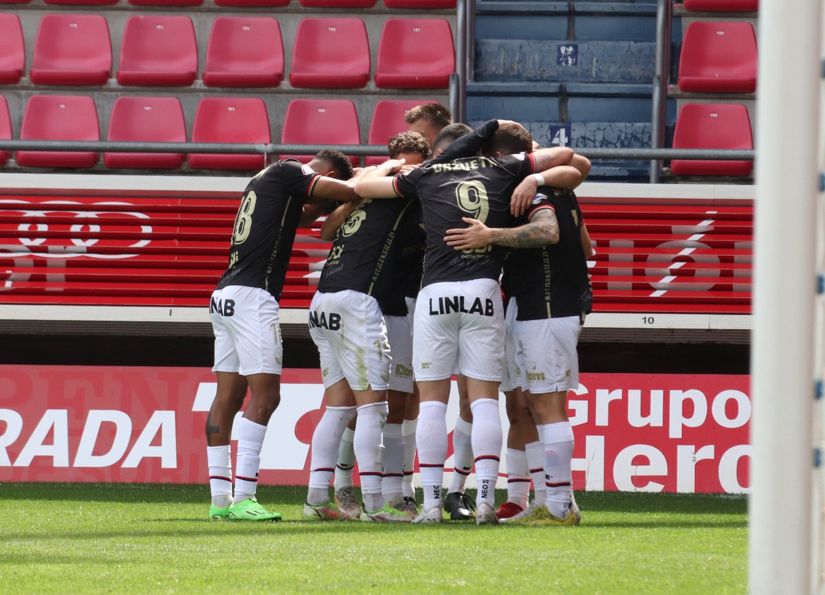 Desmarka't tweet media