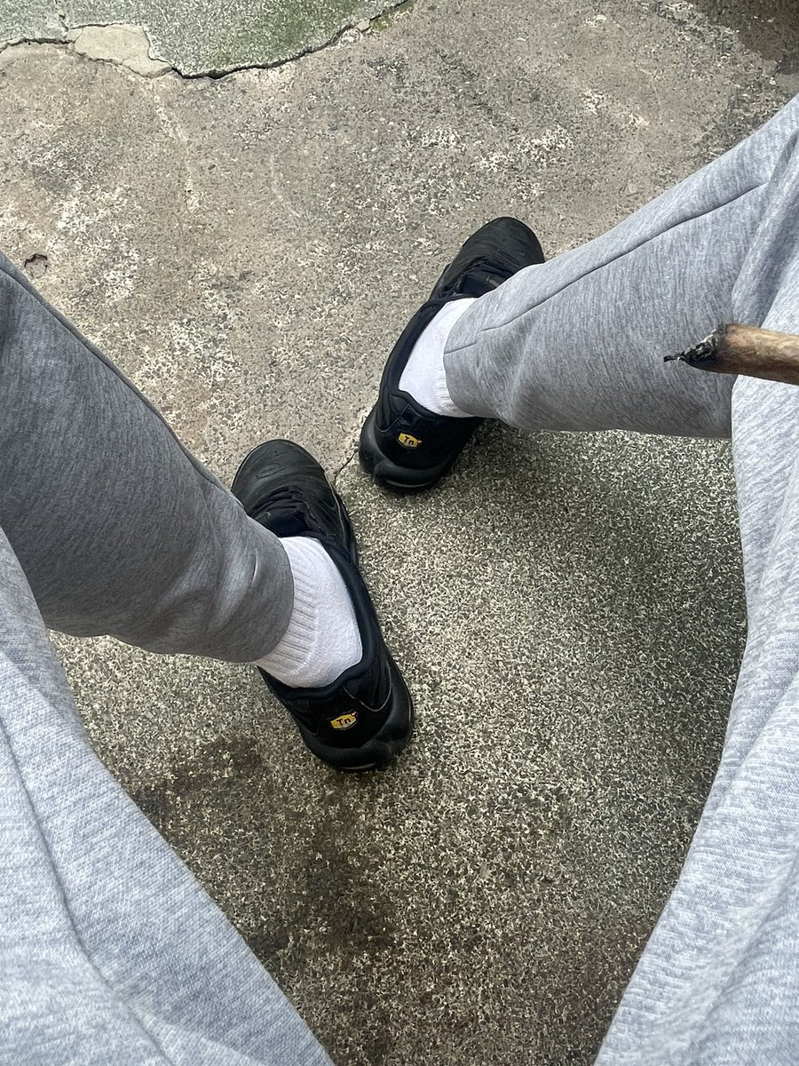 C1Creps22's tweet photo. u kno u wanna serve me lads, so fkin do it

#chav #scally #gayboy #gaynike #niketns #chavlad #scallylad #gay #hung #nylon #sockfetish #socks #sneakers #sneakerfetish #dom #gaydom #gayalpha #gaysub #submissive #fag #faggot #cashfag #findom #alpha #cashmaster 😈 https://t.co/T7tXOtW0Z6