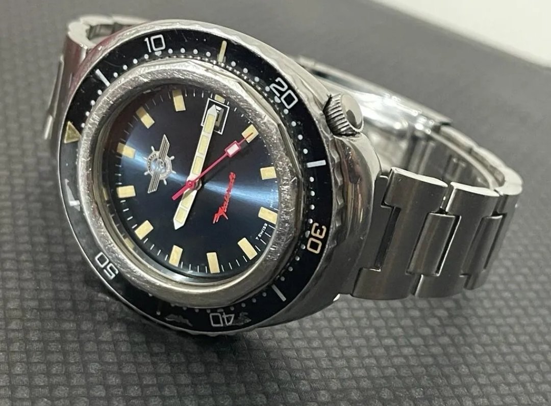 ArneKuilman's tweet image. €465 for the #squale Italcraft 2001