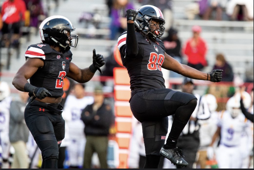 RealDJohnson_2's tweet photo. #AGTG After a great conversation with @CoachFoster23 I am extremely blessed to say I have received a offer from @GovsFB 🔴⚫️ #BreakTheStone @SharumJacob @Martin_Football https://t.co/SxSfacgYRv