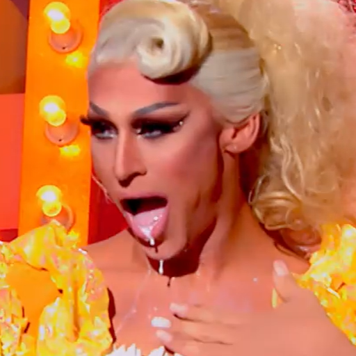 DragRealEspana's tweet photo. Esperando que el episodio de hoy me deje así #DragRaceES https://t.co/xh4q9O9Bpr