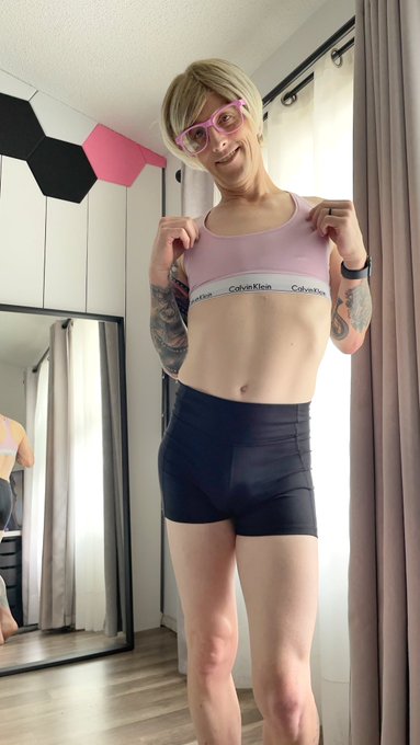 Going for a trail run before the rain! Wanna join? #femboy #femboybulge #femboybooty #gurl #goodvibes<a href="/tag/goodvibes"class="tags"><span>#goodvibes</span></a><a href="/tag/gurl"class="tags"><span>#gurl</span></a><a href="/tag/femboy"class="tags"><span>#femboy</span></a><a href="/tag/sissylife"class="tags"><span>#sissylife</span></a><a href="/tag/femboybooty"class="tags"><span>#femboybooty</span></a>