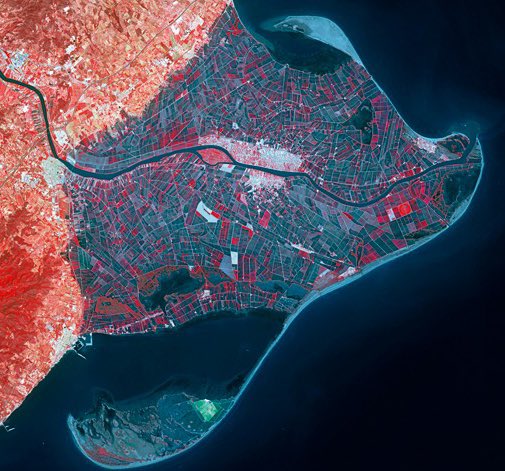 Felicitar a la nova comarca de El Lluçanès com a 43a comarca de Catalunya. 
La 44a podria ser aquesta 🥲