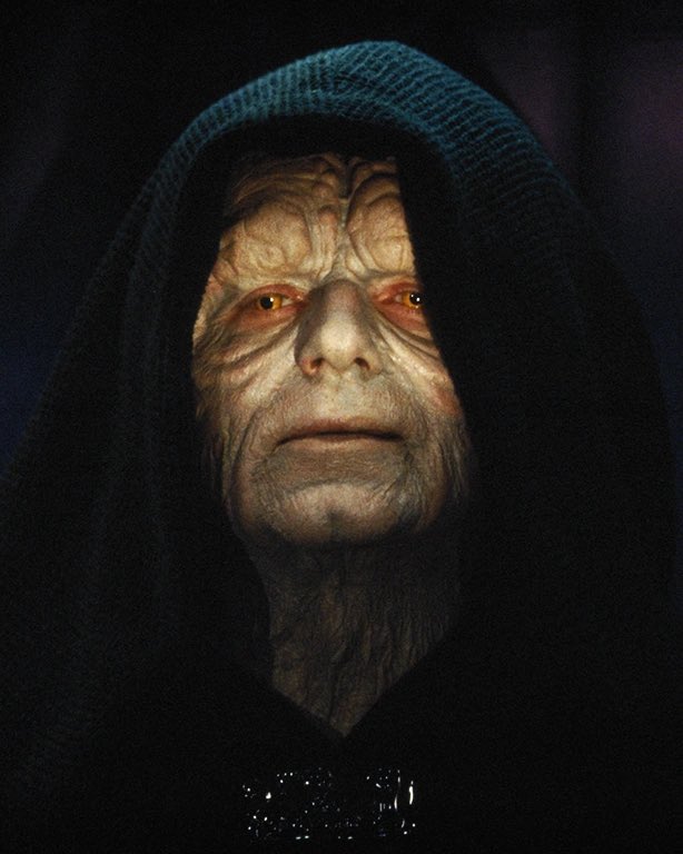 delvillarmauro's tweet photo. @adnradiochile Pucha Kast nunca ha entendido las películas de star wars, si fuera un personaje sería el emperador Palpatine 🤭 https://t.co/KxEV1KLR0M