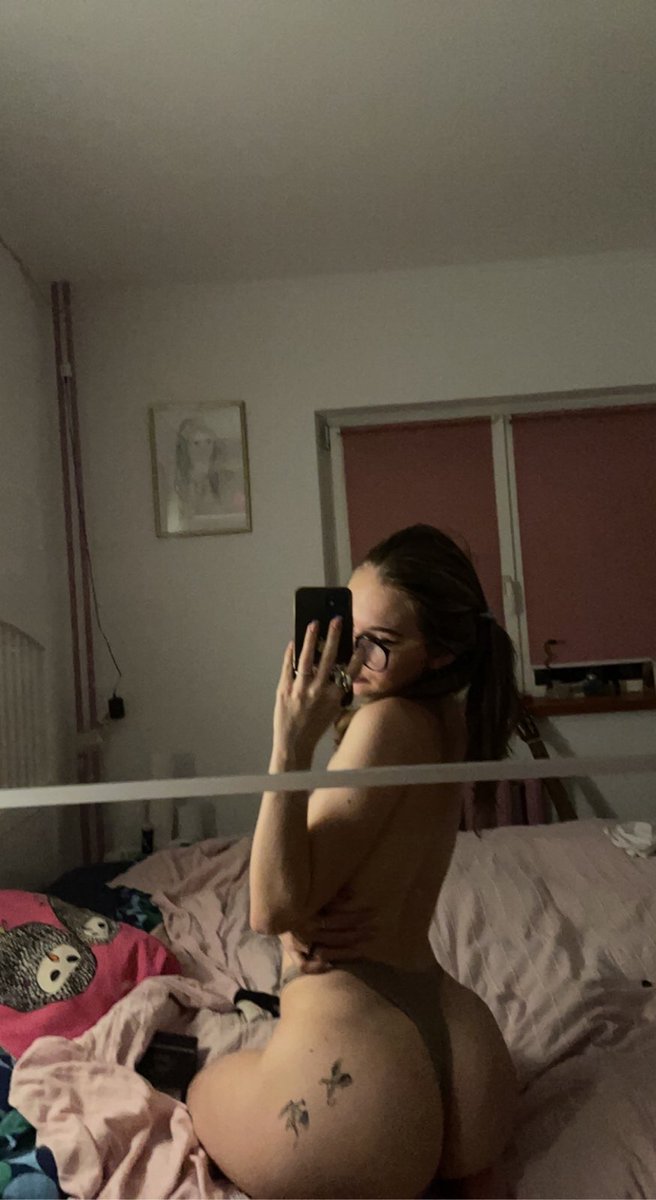 Emily180ah's tweet photo. I'll send nude for every like/retweet.(must follow)comment DONE so i can DM you😘💋💋💋💋💋

#sellingnudes #buyingnudes #nudes #horny #cockslut #cumslut #cumtribute #tits #boobs #pussy #slut #whore #bbc #cocktribute #kik #Snapchat

RT/Follow Dm  cheap prices https://t.co/DQIRtM47Xl