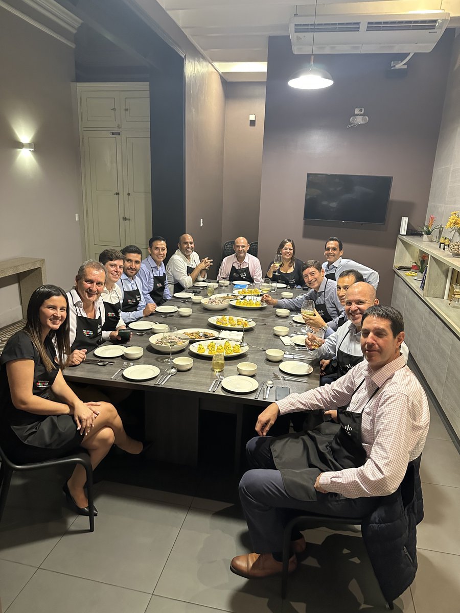 Laercioabq's tweet photo. I had an enjoyable time with our @CiscoPartners in Peru 🇵🇪. We had fun both behind the stove and in planning together to achieve our goals! 🎯
I’m very grateful for their commitment in putting #Cisco first. Working as a team means we can be even better!
#WeAreCisco #CiscoPeru https://t.co/djXO9NbEZe