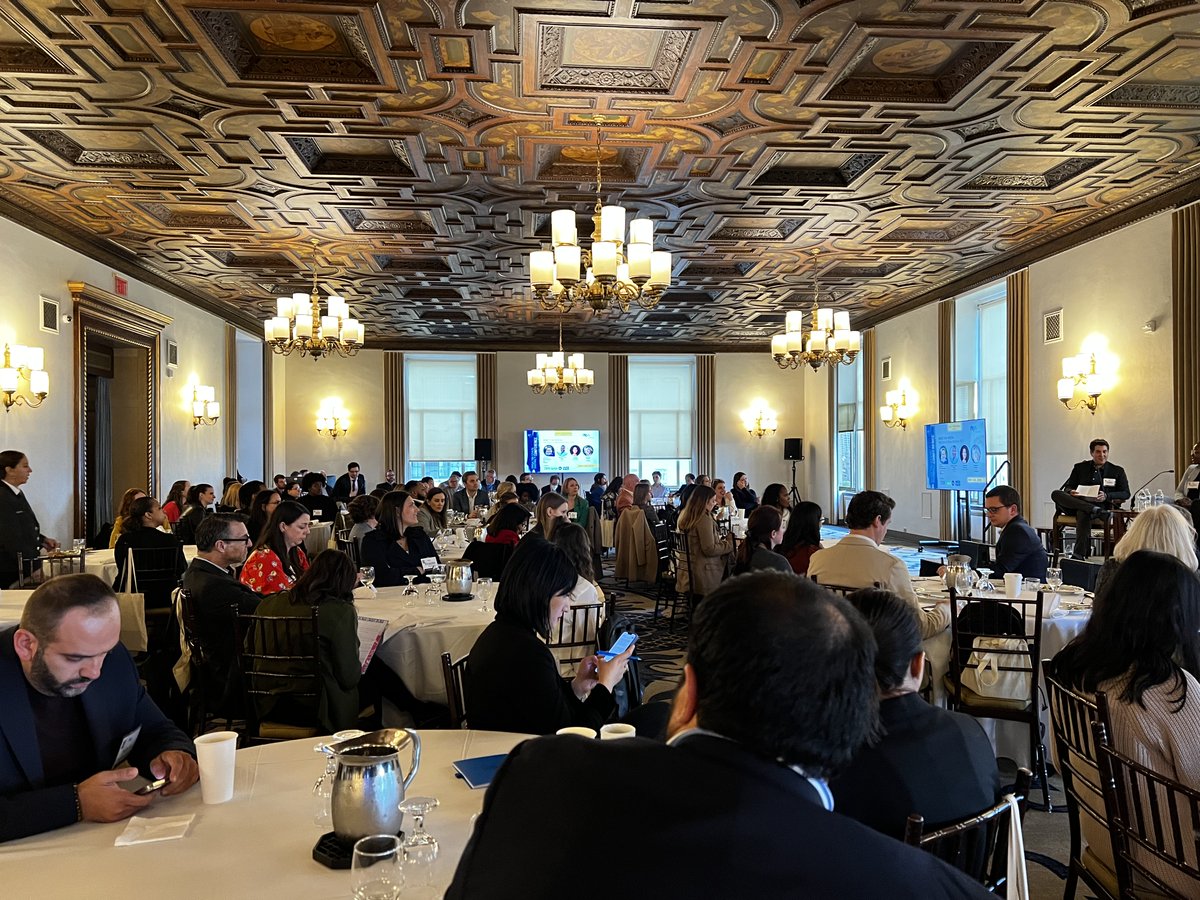 Pleased to have our VP of Sales, @AlanLocher, on site at today's @prsatristate District Conference. Looks like a great crowd of #PR professionals. cc @PRSA @truescopehq